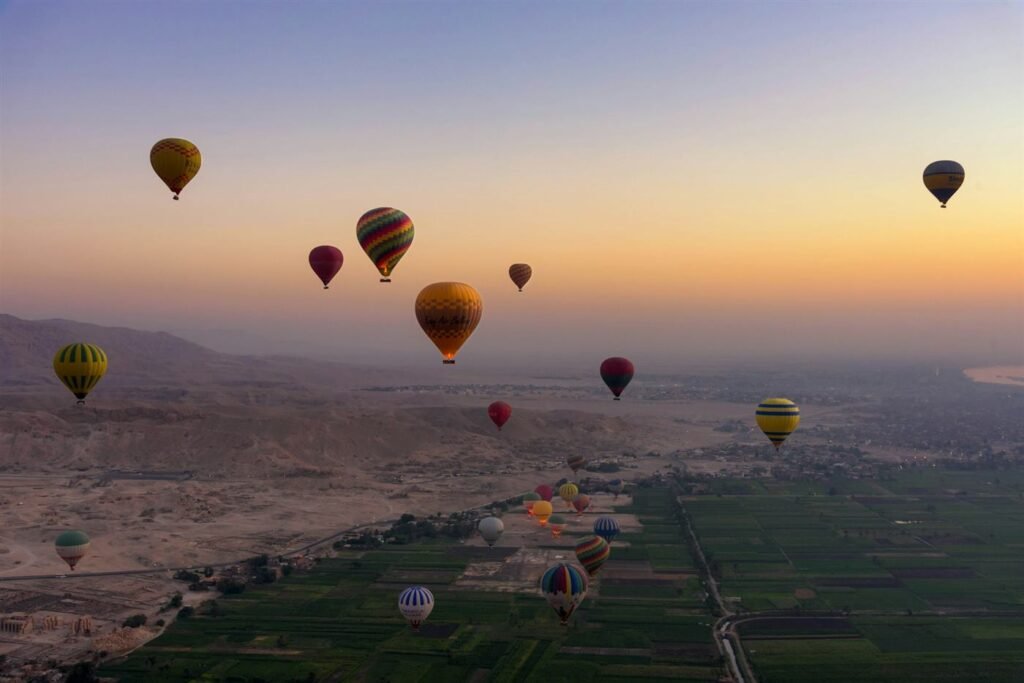 المناطيد فوق البر الغربي في الأقصر